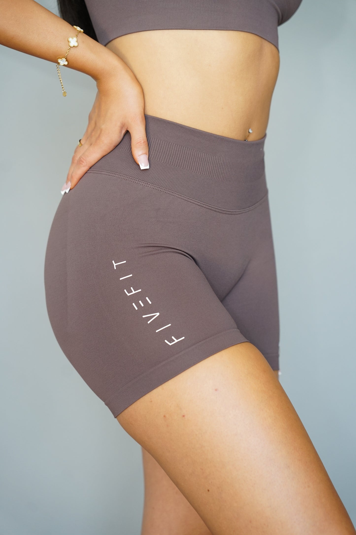 Essential Shorts - Espresso