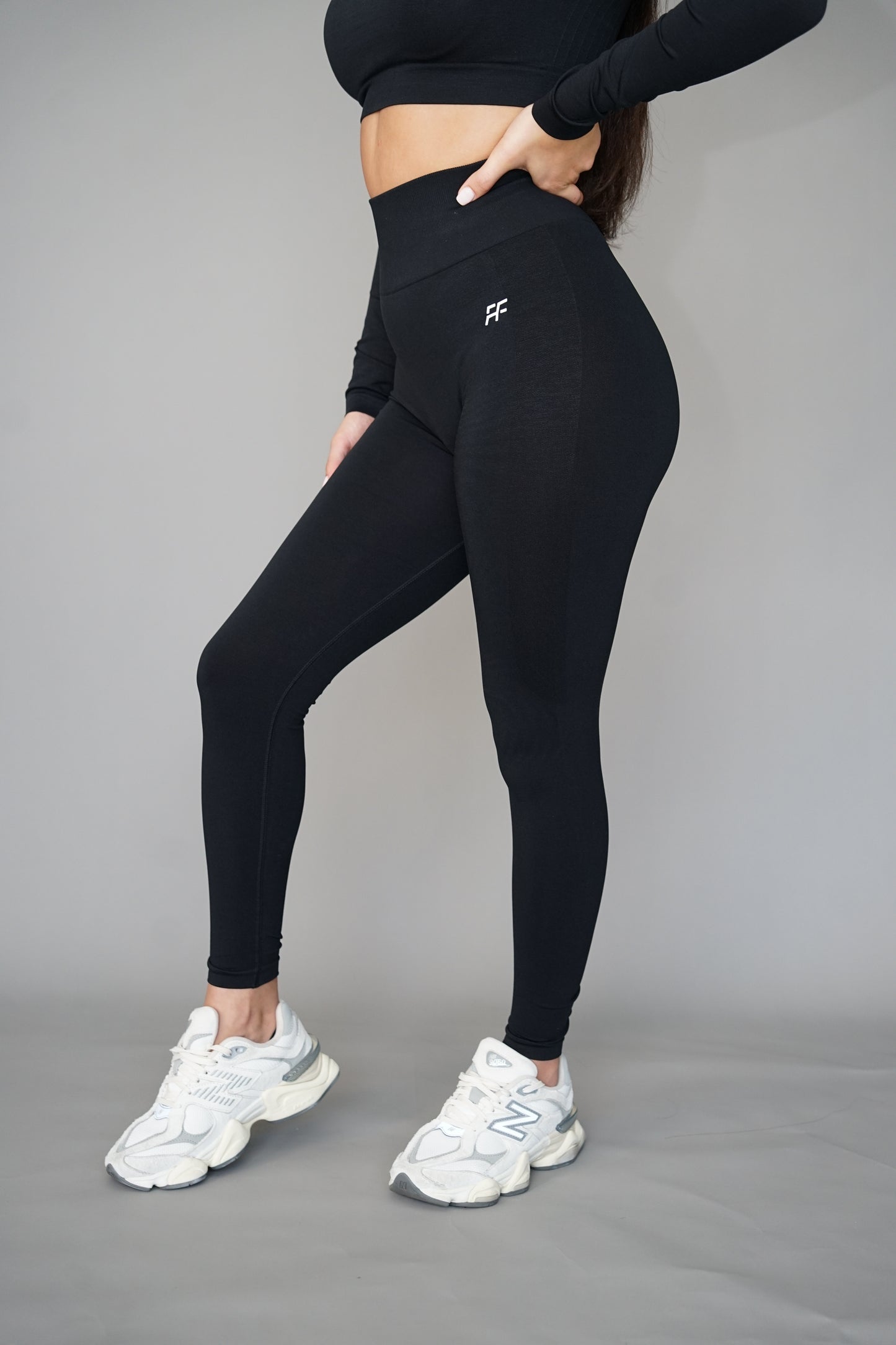 Essential Leggings - Hemp Black